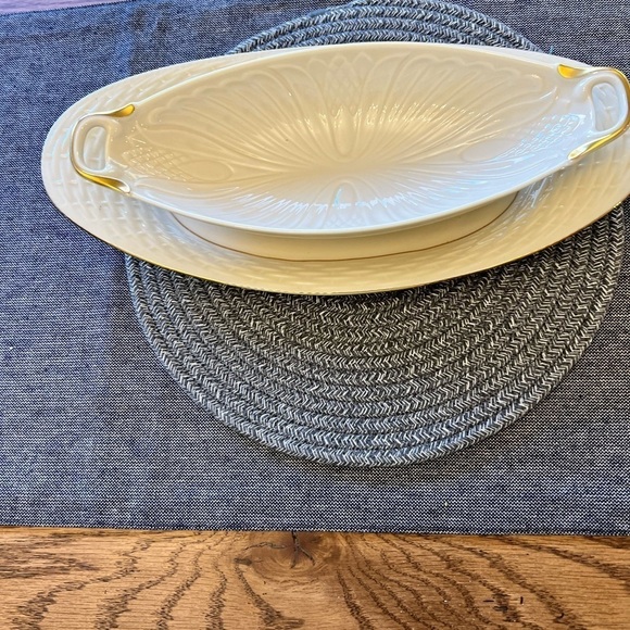 LENOX CHINA-MONACO COLLECTION-EMBOSSED HANDLED RELISH SERVER DISH OVAL BOWL/TRAY - Picture 6 of 9